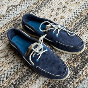 Sperry Topsider Boat Shoes. Men’s size 10. Dark blue perforated suede